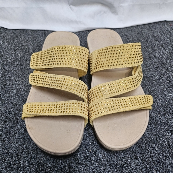 Vionic Alexis Podiatrist Designed Yellow Studded Adjustable Wedge Sandals Size 8 - Picture 2 of 5